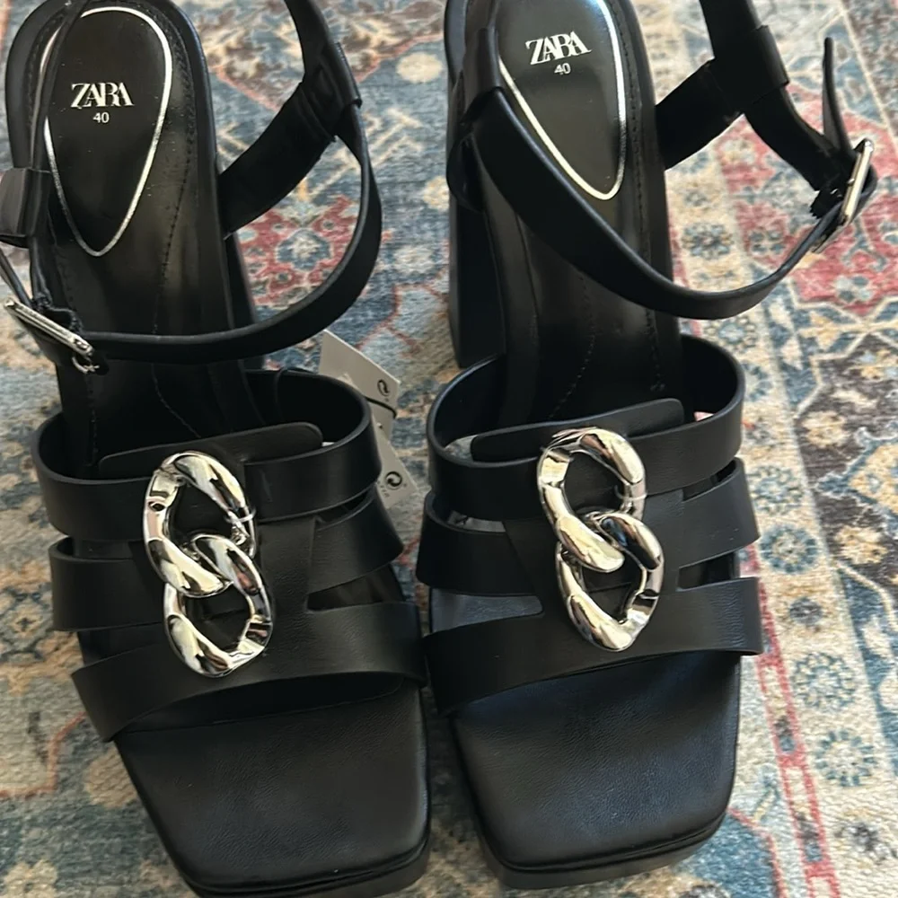 Zara Black Silver Chain Detail Chunky High Heel Platform Sandals Size 40 (US 9)